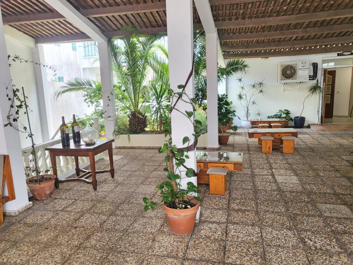 Hotel Villa Juanita O Grove Exterior photo